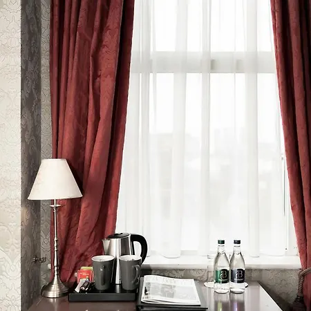 Butlers Townhouse Guest house 4*