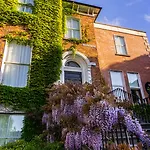 Butlers Townhouse 4*