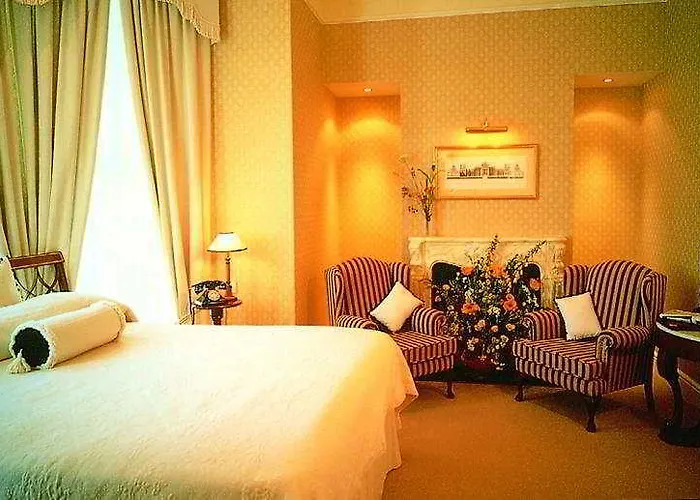 Butlers Townhouse Guest house 4*